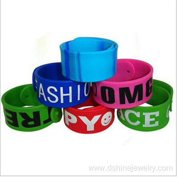 Whosale Customized Cheap Words Slap Silicone Band